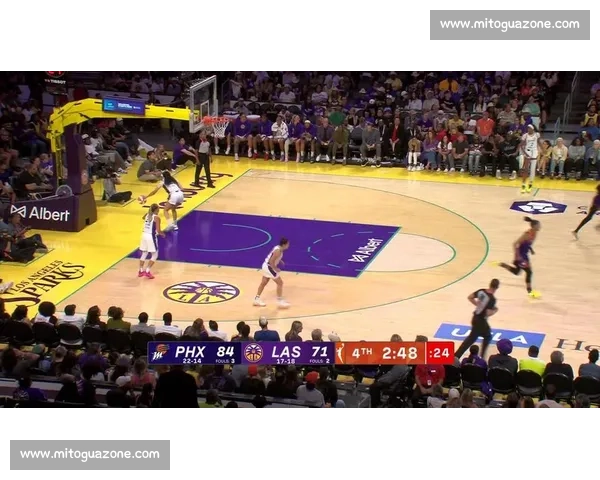托马斯创历史!连续两战三双成 WNBA 第一人 托马斯创历史!连续两战三双成 WNBA 第一人
