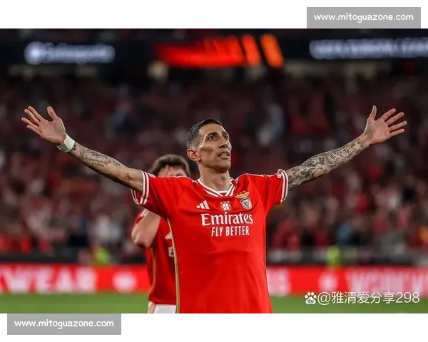 世俱杯争议夜!切尔西 4-1 逆转本菲卡,迪玛利亚泪洒赛场,主帅怒批裁判 世俱杯争议夜!切尔西 4-1 逆转本菲卡,迪玛利亚泪洒赛场,主帅怒批裁判